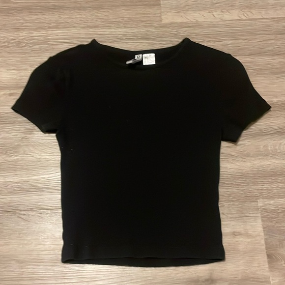 H&M Black Ribbed Fitted Tee, Size small - Picture 1 of 1